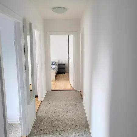 Jachmannstrasse 3og Links 2,5 Apartment
