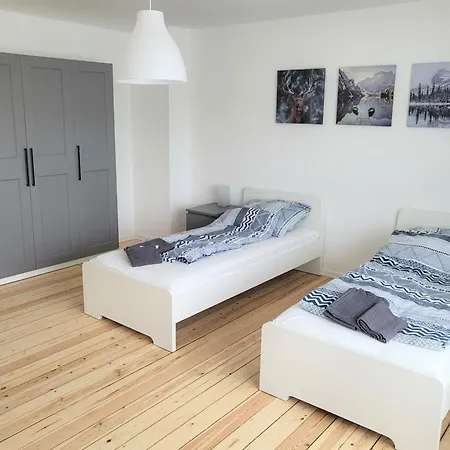 Jachmannstrasse 3og Links 2,5 Apartment Kiel